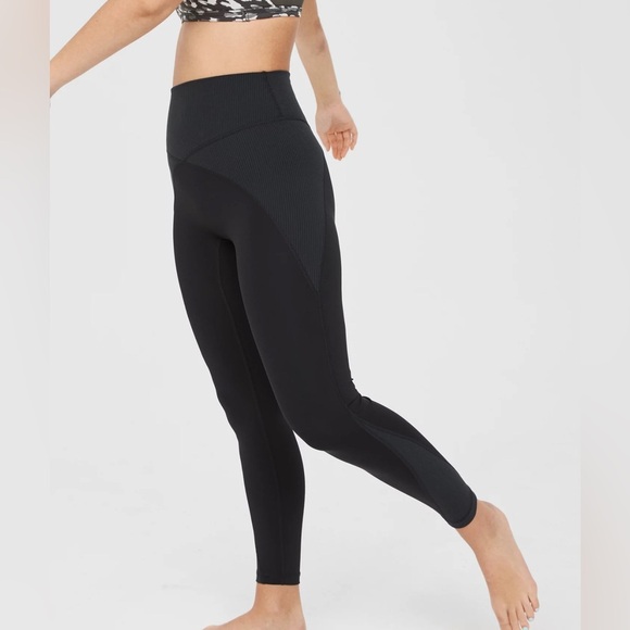 OFFLINE by Aerie Goals Ribbed High Waisted 7/8 Leggings True Black Women’s Large - Picture 3 of 9
